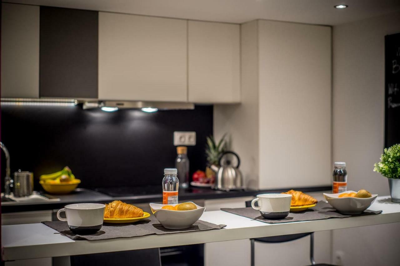 Cozy Downtown Studio Apartment Budapest Luaran gambar