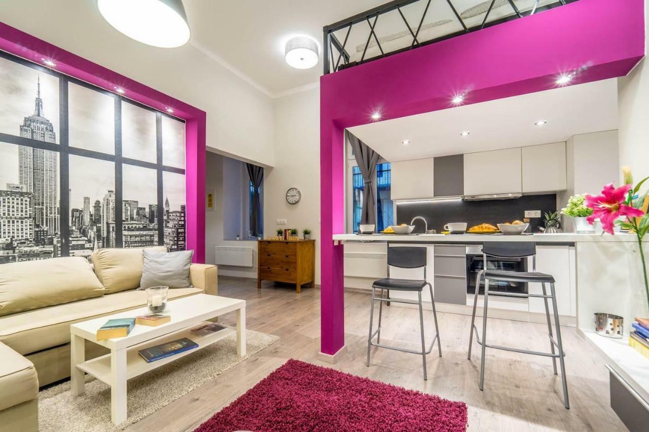 Cozy Downtown Studio Apartment Budapest Luaran gambar
