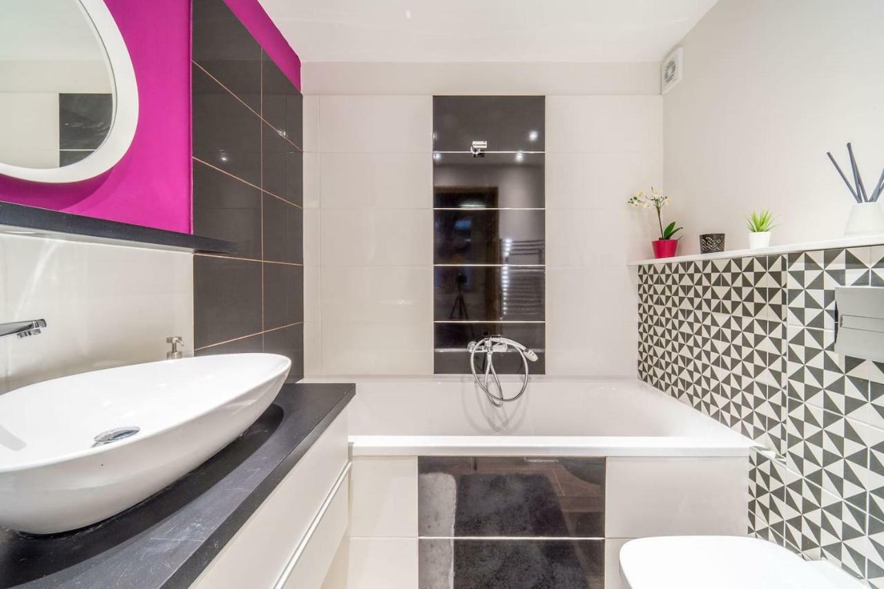 Cozy Downtown Studio Apartment Budapest Luaran gambar