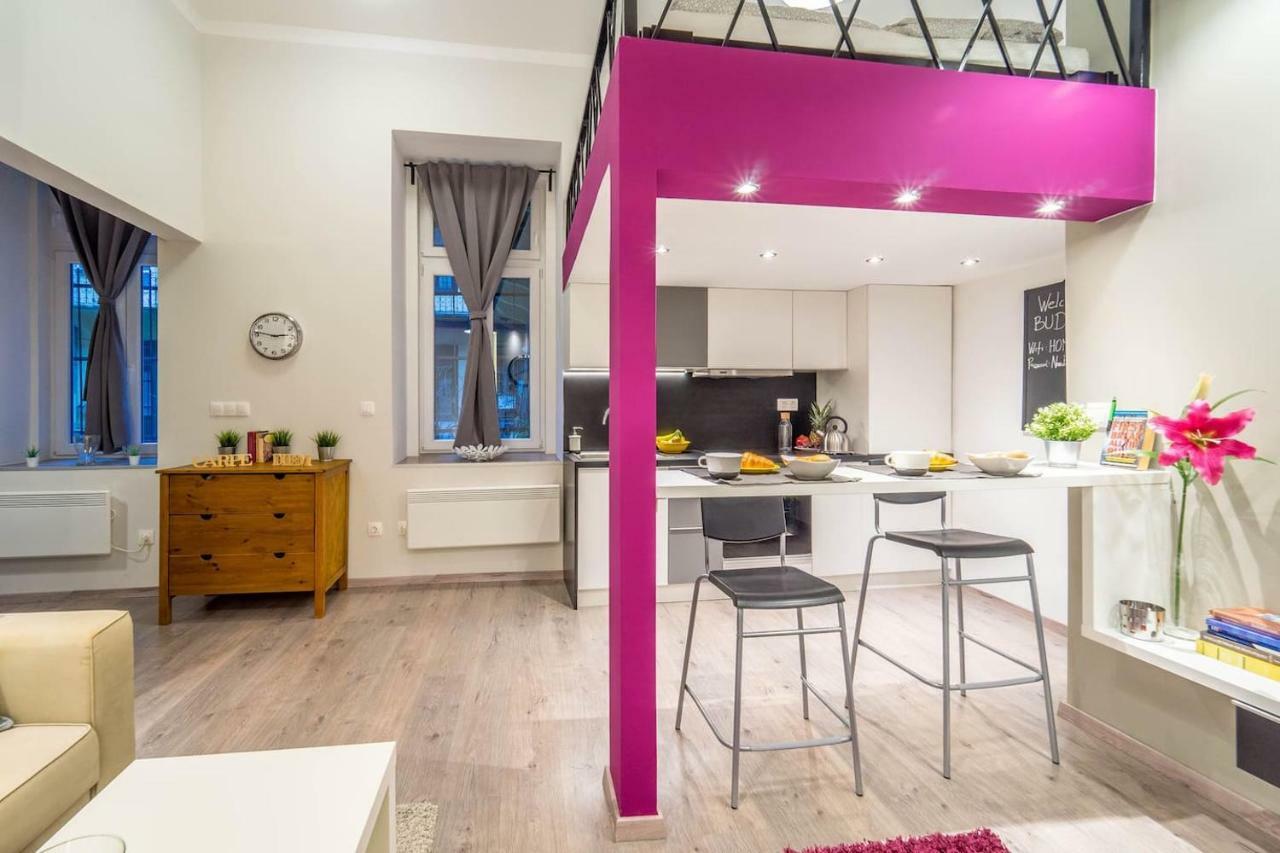 Cozy Downtown Studio Apartment Budapest Luaran gambar